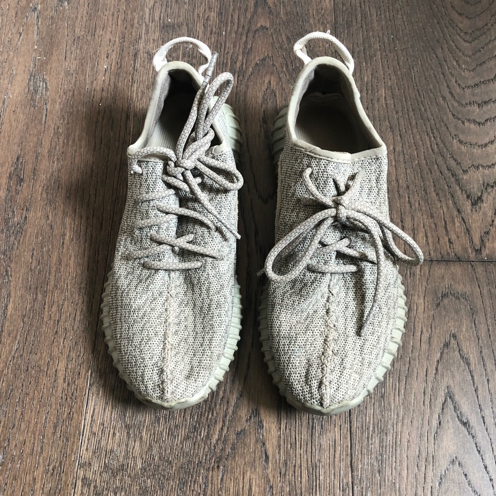 YEEZY Boost 350 in Moonrock